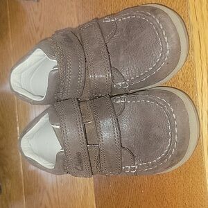 Clarks kids boy crawler shoes sz 7.5W
